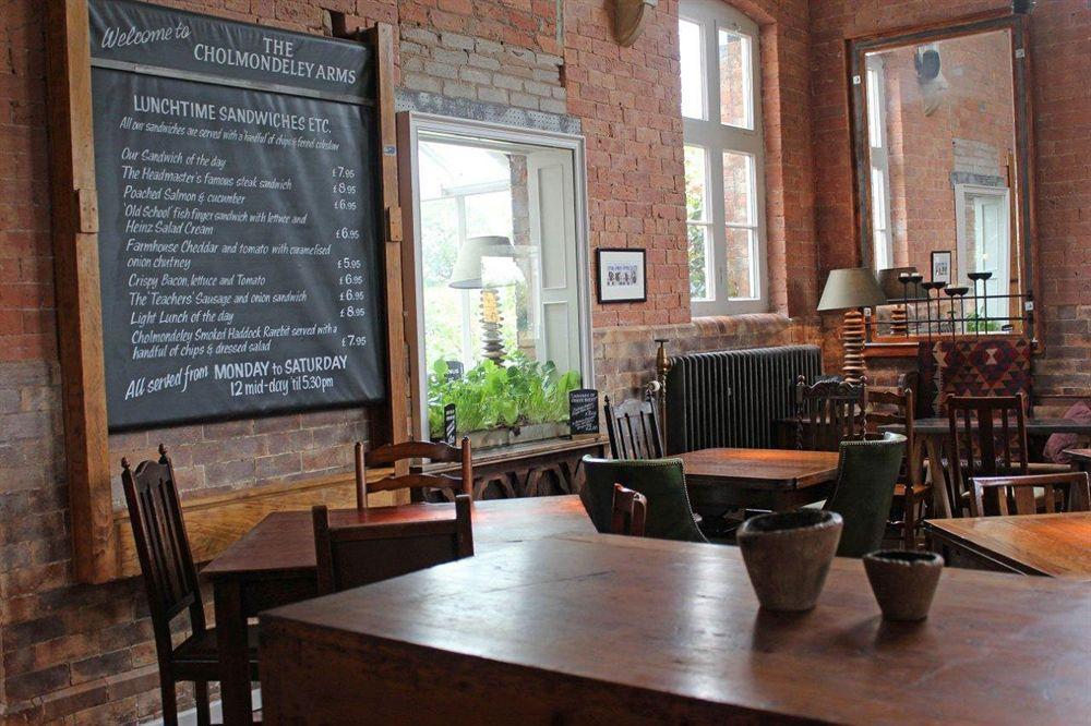 The Cholmondeley Arms Hotel Wrenbury Luaran gambar